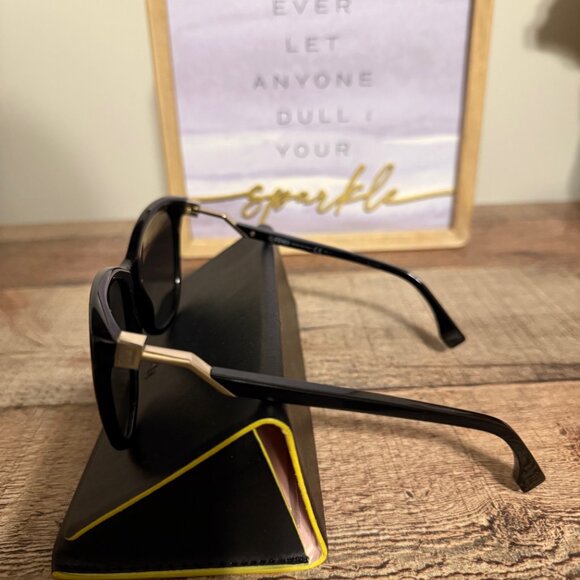 Fendi Sunglasses Black and Gold main image 4